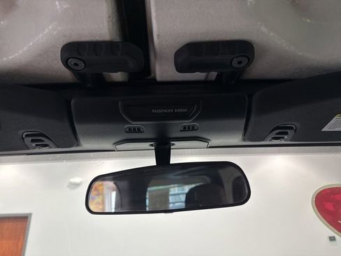 Used 2021 Jeep Wrangler Sport AWD/4WD image 32