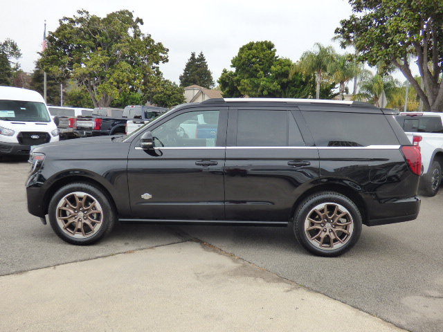 Used 2025 Ford Expedition King Ranch AWD/4WD image 6
