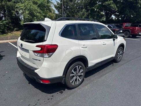 Used 2023 Subaru Forester Limited w/ Popular Package #2 AWD/4WD image 5
