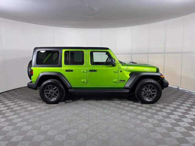 Used 2026 Jeep Wrangler Unlimited Sport AWD/4WD image 8