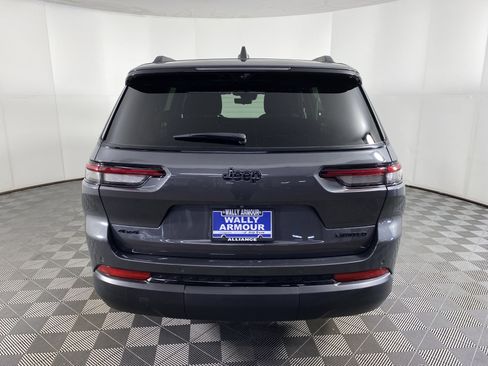 Used 2024 Jeep Grand Cherokee L Limited w/ Luxury Tech Group II AWD/4WD image 10