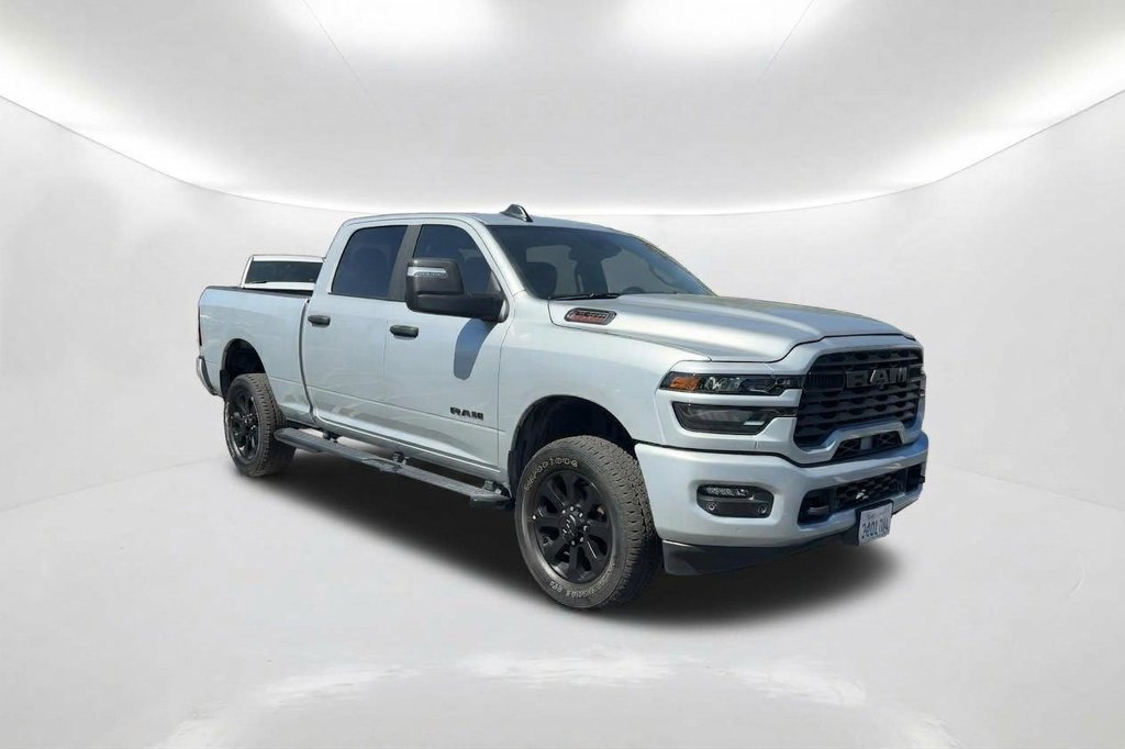 Used 2026 RAM 2500 Big Horn AWD/4WD image 3