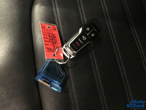 Used 2016 Ford Edge SEL w/ Equipment Group 201A image 50