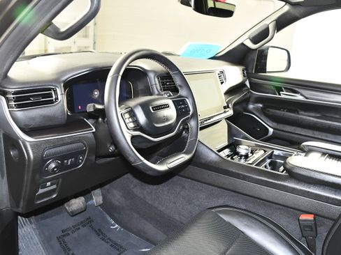 Used 2024 Jeep Wagoneer 4WD w/ HD Trailer Tow Package image 2