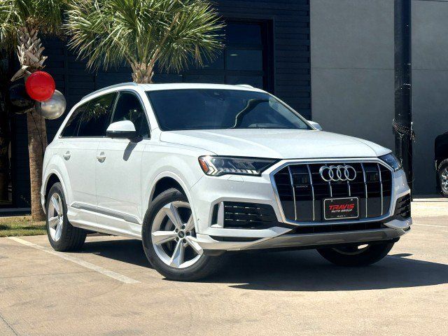 Used 2023 Audi Q7 2.0T Premium Plus w/ Premium Plus Package AWD/4WD image 3
