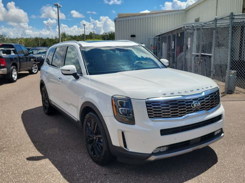 Used 2020 Kia Telluride SX w/ Towing Package FWD image 2
