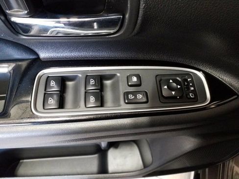 Used 2019 Mitsubishi Outlander SEL AWD/4WD image 10