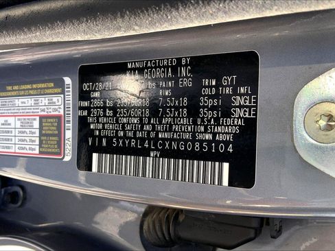 Used 2022 Kia Sorento S FWD image 32