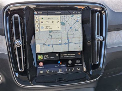 New 2026 Volvo XC40 B5 Ultra w/ Climate Package image 14