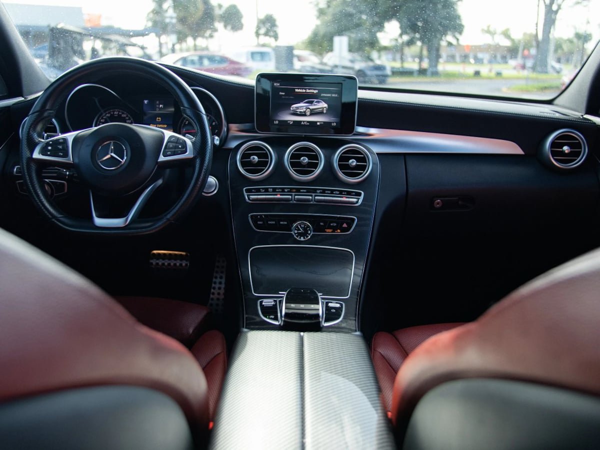 Used 2016 Mercedes-Benz C 300 Sedan image 29