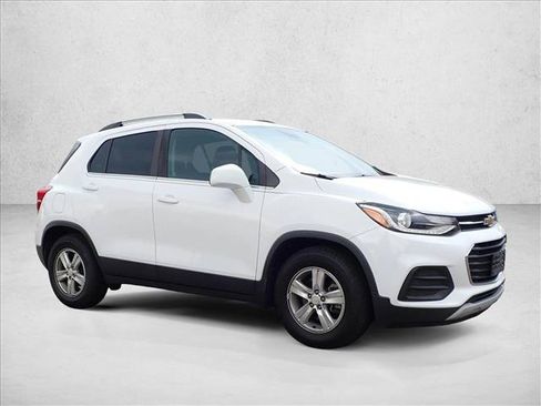 Used 2019 Chevrolet Trax LT FWD image 10