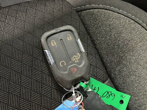 Used 2021 GMC Sierra 2500 SLE w/ X31 Off-Road Package image 40