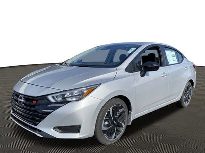 New 2025 Nissan Versa SR w/ Trunk Package