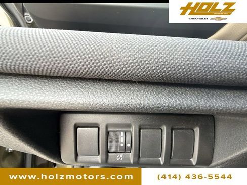 Used 2023 Subaru Outback Premium AWD/4WD image 16