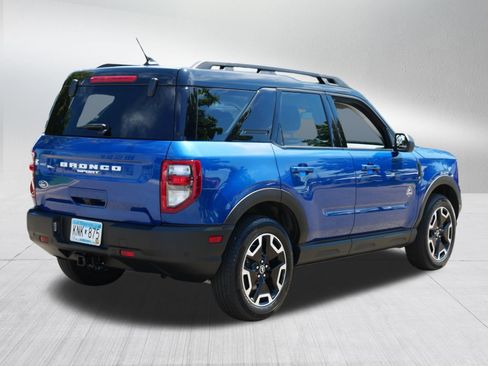 Used 2023 Ford Bronco Sport Outer Banks w/ Tech Package AWD/4WD image 7