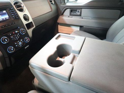 Used 2014 Ford F150 XLT w/ Equipment Group 302A Luxury AWD/4WD image 16