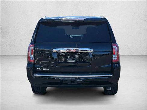Used 2019 GMC Yukon Denali w/ Denali Ultimate Package AWD/4WD image 6