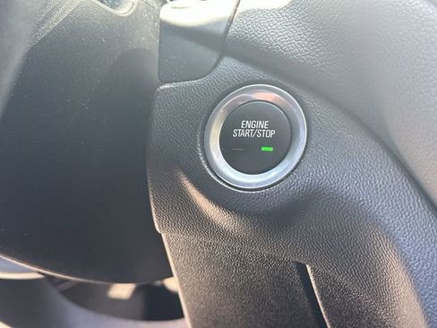 Used 2019 Chevrolet Equinox LT AWD/4WD image 18