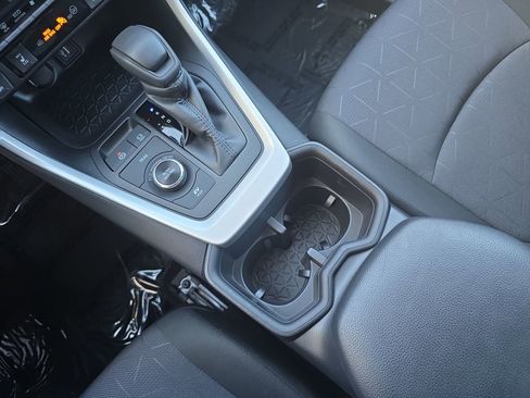 Used 2024 Toyota RAV4 XLE image 31