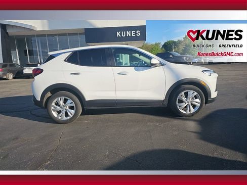 Used 2025 Buick Encore GX Preferred FWD image 4