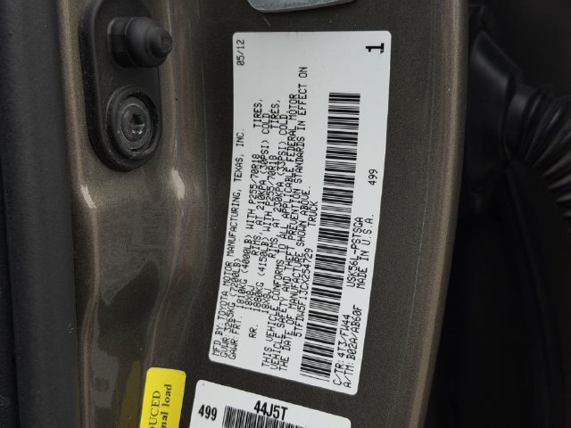 Used 2012 Toyota Tundra 4x4 CrewMax w/ SR5 Pkg image 27