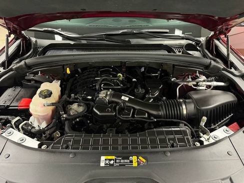 Used 2023 Jeep Grand Cherokee Limited AWD/4WD image 42