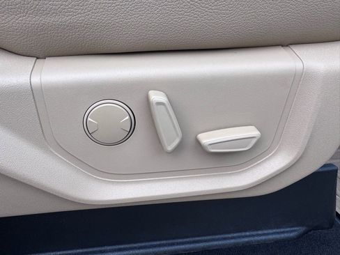 Used 2021 Ford F250 Lariat w/ Lariat Ultimate Package image 26