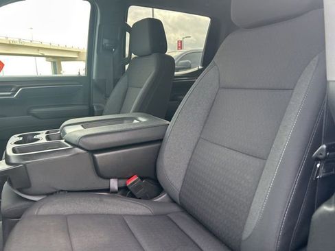 Used 2024 Chevrolet Silverado 1500 LT AWD/4WD image 34