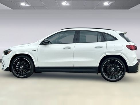 New 2026 Mercedes-Benz GLA 35 AMG 4MATIC image 2