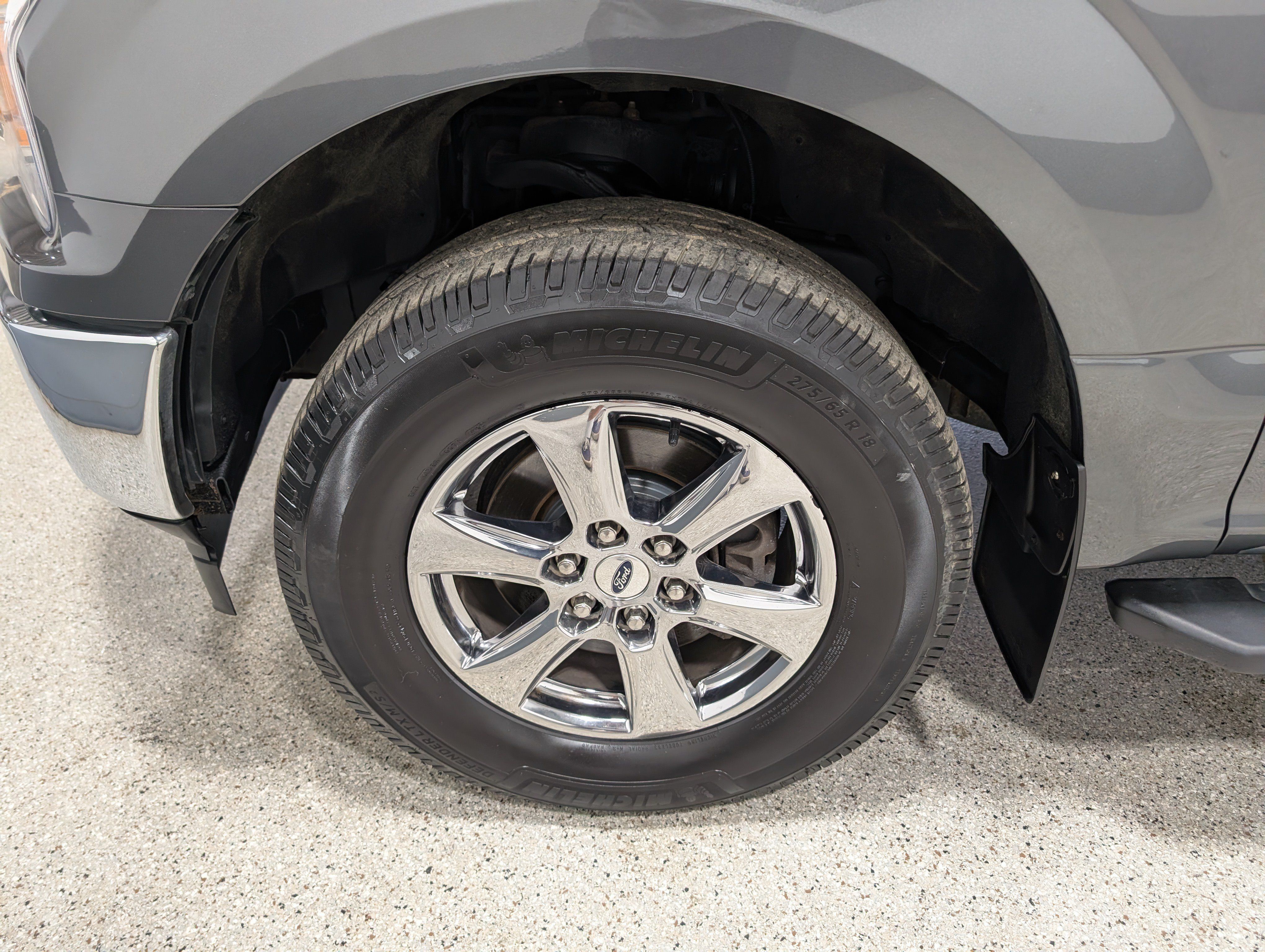Used 2019 Ford F150 XLT w/ Equipment Group 302A Luxury AWD/4WD image 12