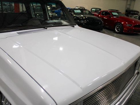 Used 1988 Chevrolet Silverado 3500 2WD Crew Cab image 24