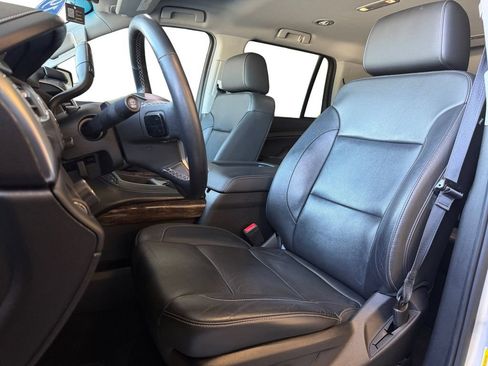 Used 2019 Chevrolet Tahoe LT RWD image 25