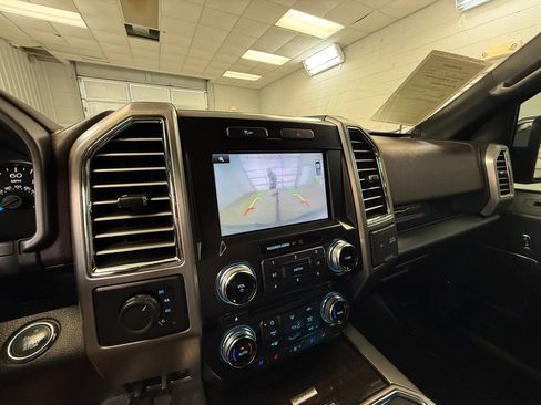 Used 2015 Ford F150 Platinum w/ Trailer Tow Package AWD/4WD image 14