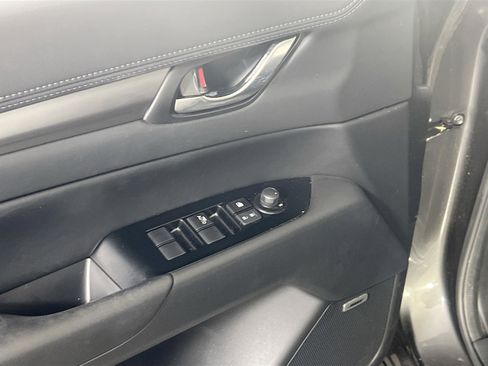 Used 2017 MAZDA CX-5 Touring w/ Preferred Equipment Package image 17