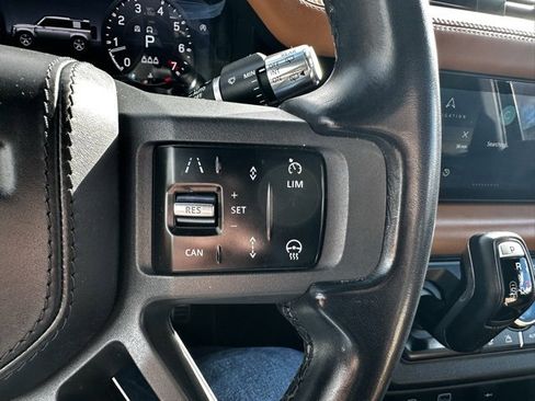 Used 2020 Land Rover Defender 110 X image 32