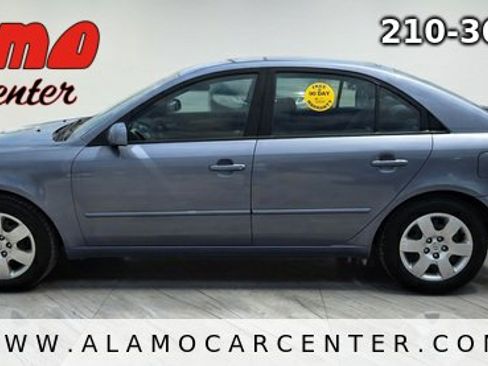 Used 2010 Hyundai Sonata GLS image 2