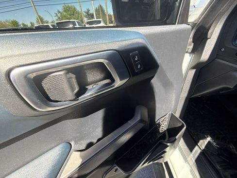 Used 2021 Ford Bronco Outer Banks AWD/4WD image 13