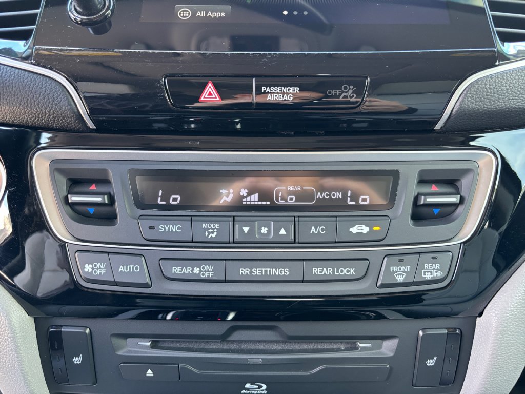 Used 2022 Honda Pilot Touring image 22