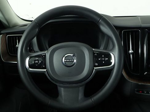 Certified 2023 Volvo XC60 B5 Plus w/ Climate Package FWD image 8