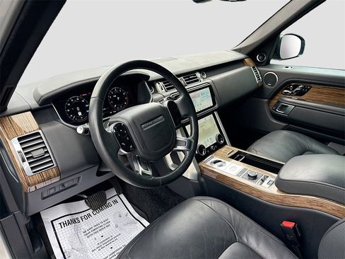 Used 2019 Land Rover Range Rover HSE image 10