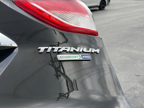 Used 2015 Ford Escape Titanium w/ Equipment Group 301A AWD/4WD image 31