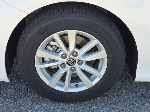 New 2026 Toyota Camry LE image 5