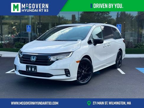 Used 2023 Honda Odyssey Sport image 1