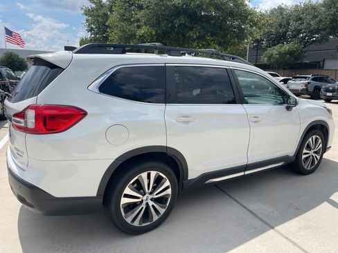Used 2019 Subaru Ascent Limited AWD/4WD image 3