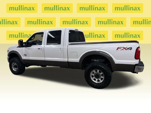 Used 2016 Ford F250 Lariat w/ Lariat Interior Package AWD/4WD image 9
