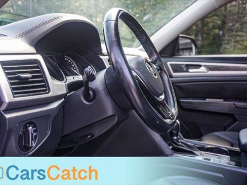 Used 2018 Volkswagen Atlas SEL FWD image 21