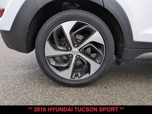 Used 2016 Hyundai Tucson Sport image 30