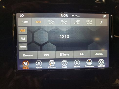 Used 2020 Jeep Compass Latitude AWD/4WD image 25