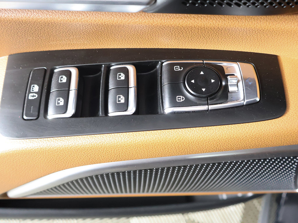 Used 2025 Kia Telluride EX X-Line AWD/4WD image 38
