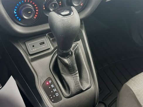 Used 2018 RAM ProMaster City Tradesman SLT image 17